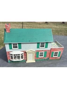 1960's Marx Tin Litho Colonial Doll House rare home
